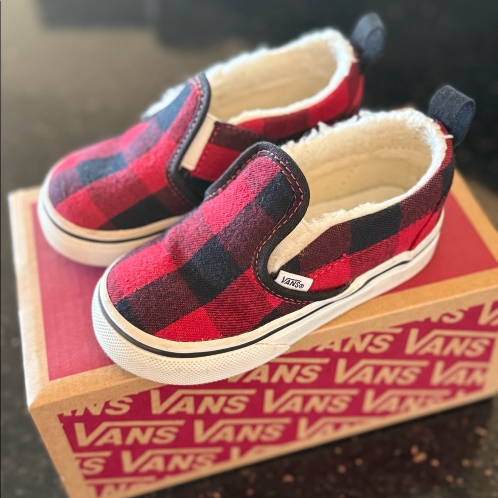 Red checkered Plaid Sherpa Slip On V VANS Toddler